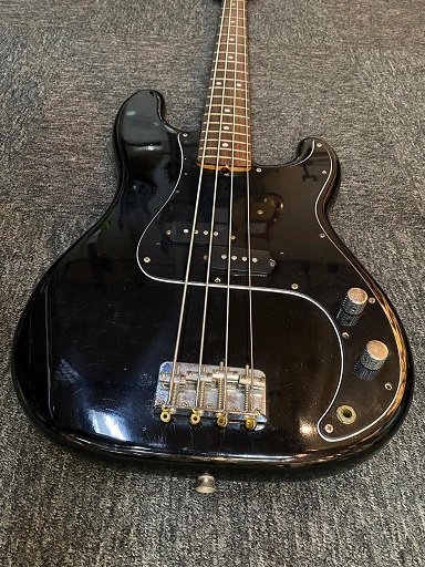 Tokai 80s Hard Puncher Precision Bass